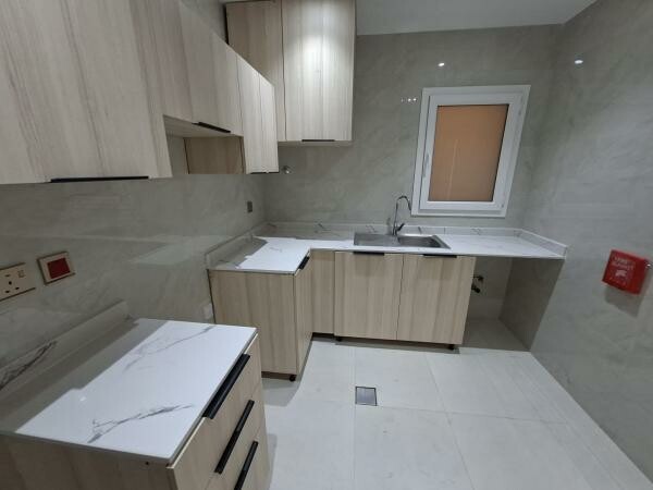 ICONIC 2BR | RENT | MADINAT KHALIFA - 12