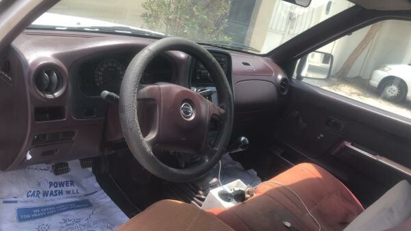 Nissan Pick up for Sale - 4