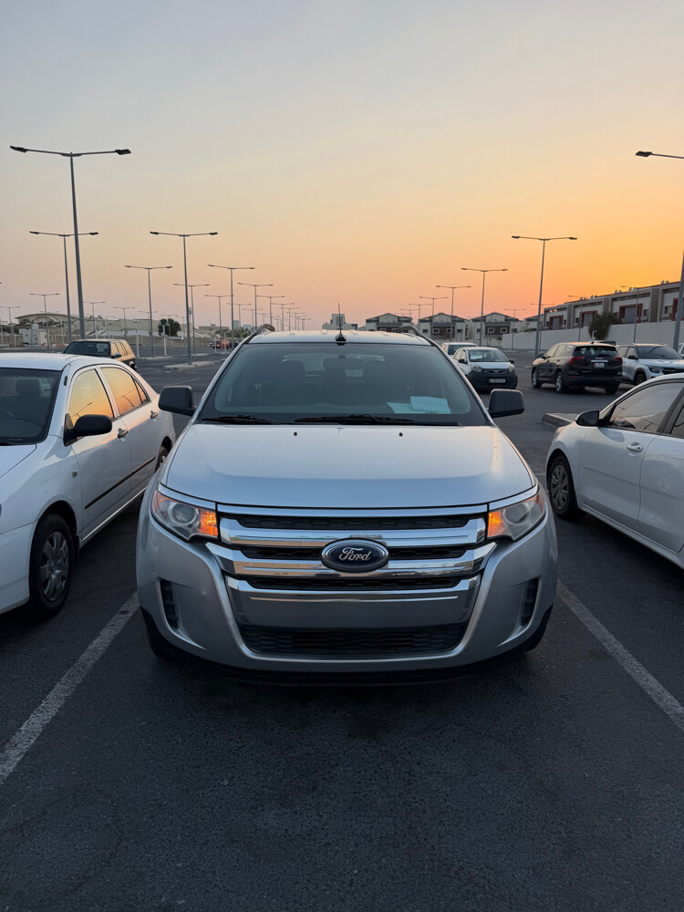 Ford Edge 2012 excellent condition - 2