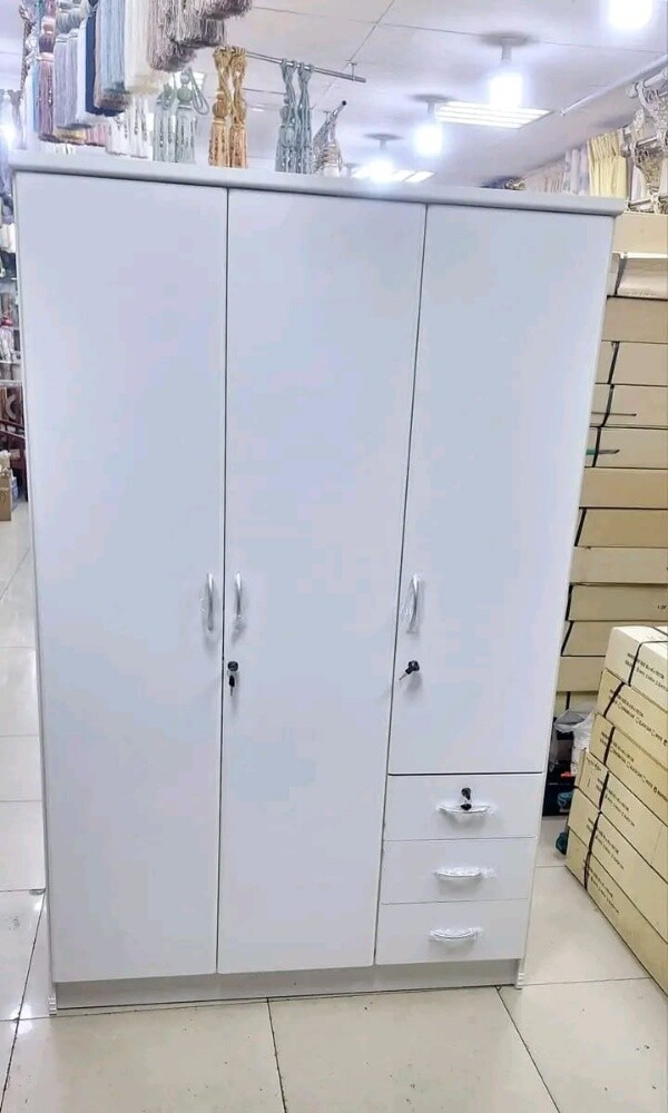 سرير مزدوج مع مرتبة للبيع - 4