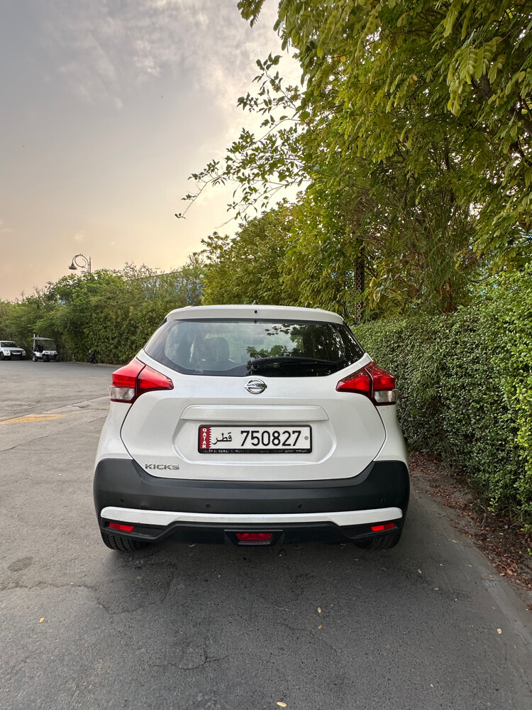 Nissan Kicks 2017 for urgent sale. - 3