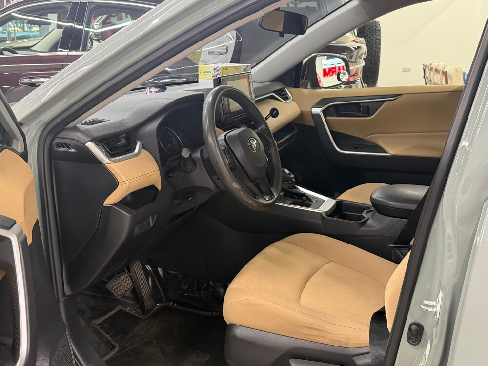 Toyota Rav4 - 7