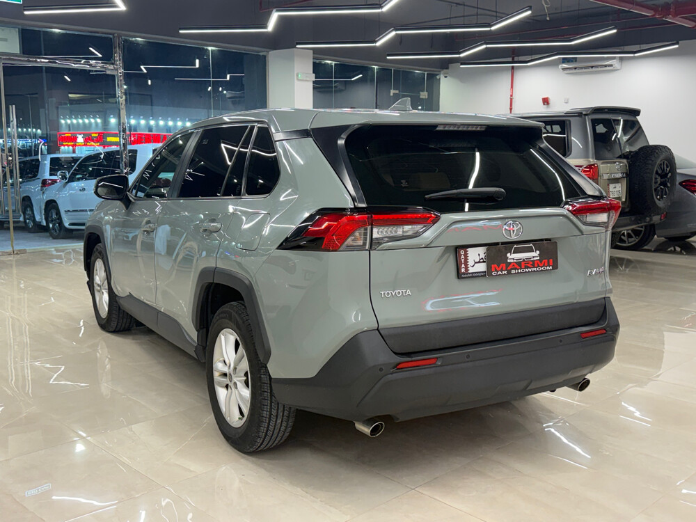 Toyota Rav4 - 4