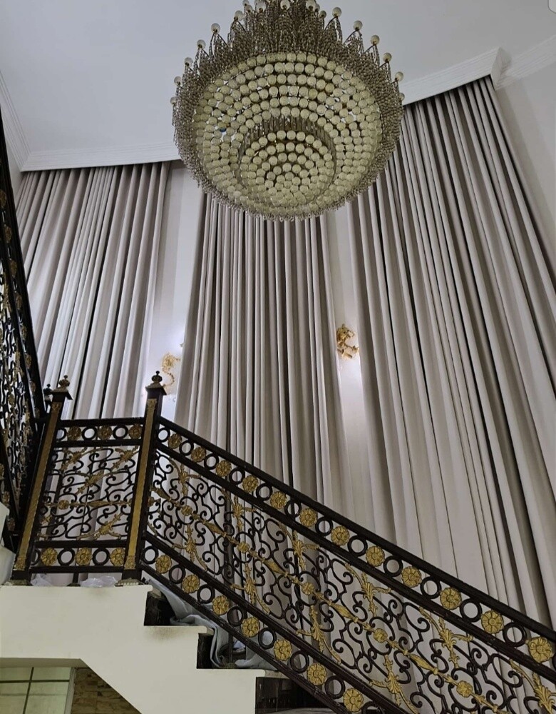 CURTAINS - 4