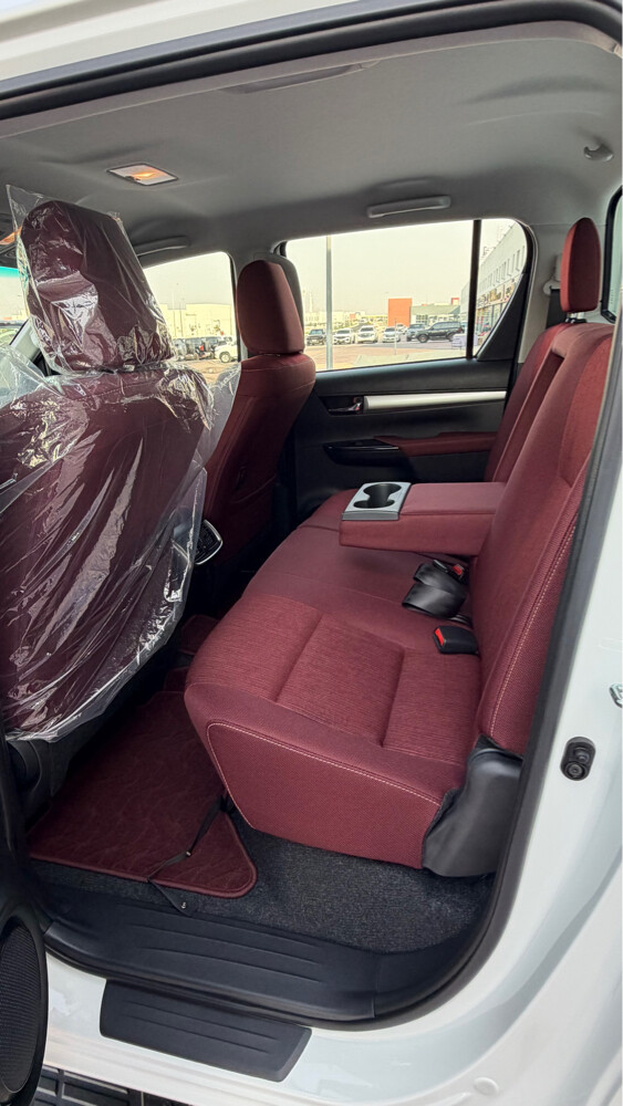 Toyota Hilux Double Cab - 5