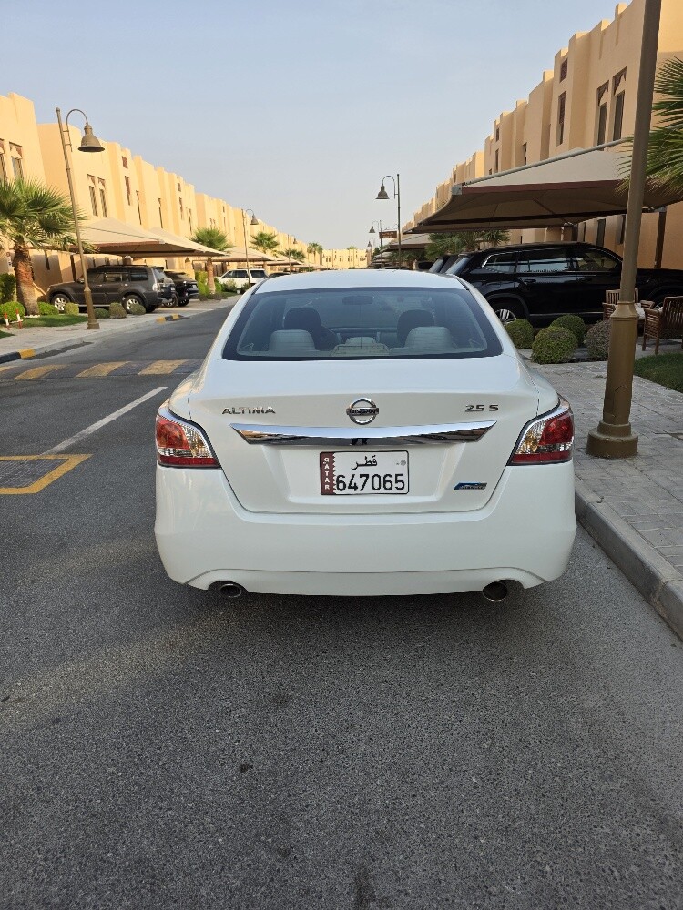 Nissan Altima 2015 perfect - 3