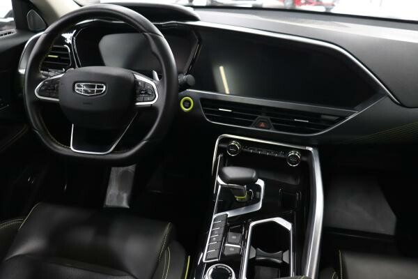 Geely Tugella 2023 - 15