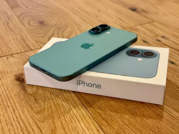 iPhone 16 Sale - 3