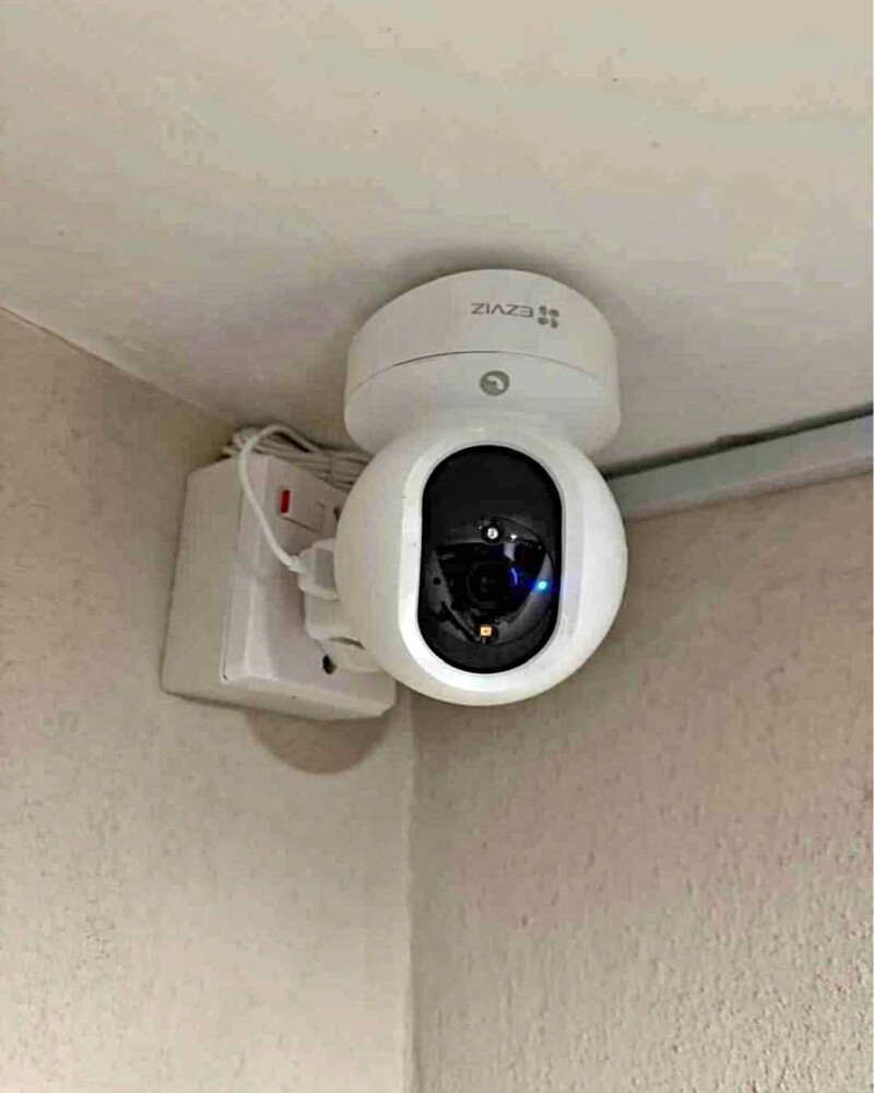 Ezviz 2K 3Mega pixel wifi camera  - 1