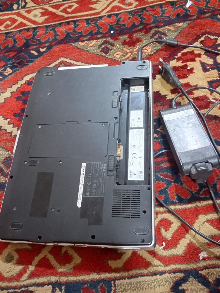Dell - 2