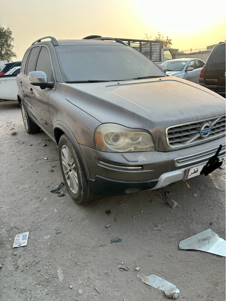 Volvo xc90 all parts available - 2