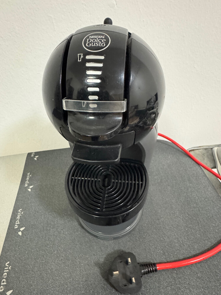     KitchenAid and    Coffee machin - 3