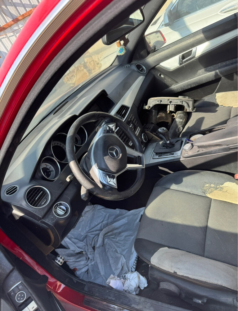 Mercedes c200 - 2