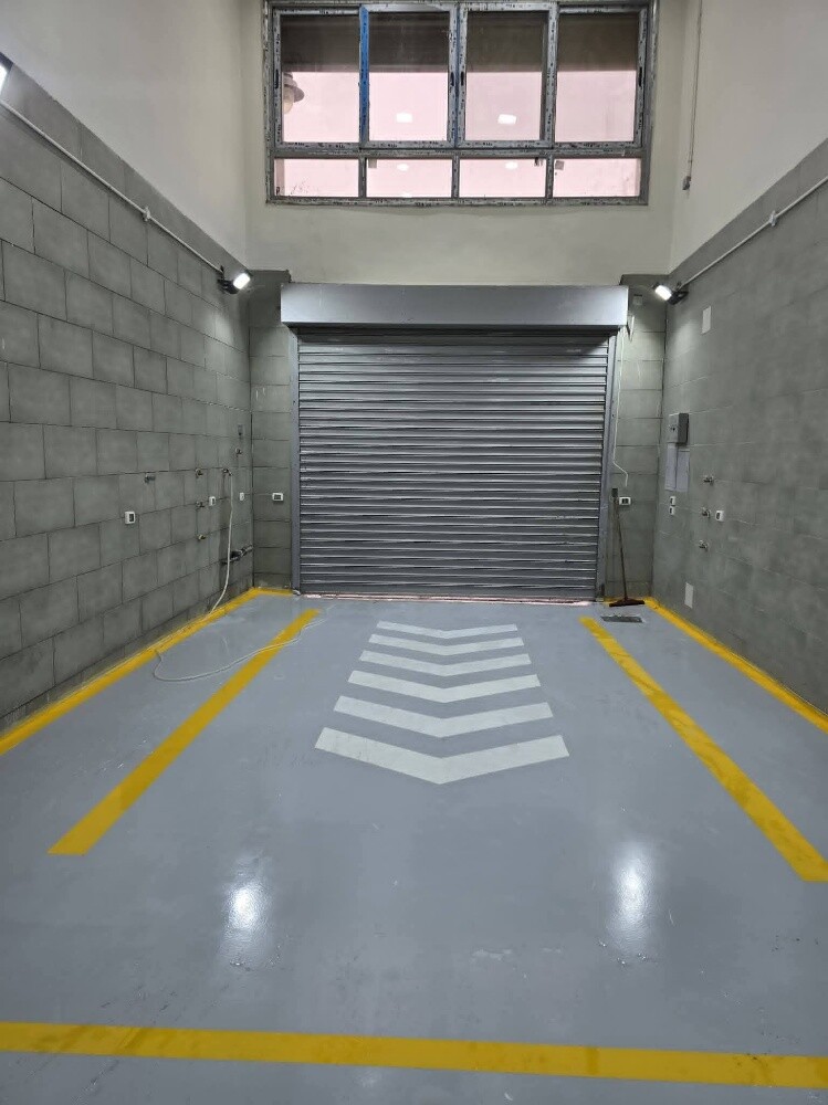 Epoxy flooring - 10