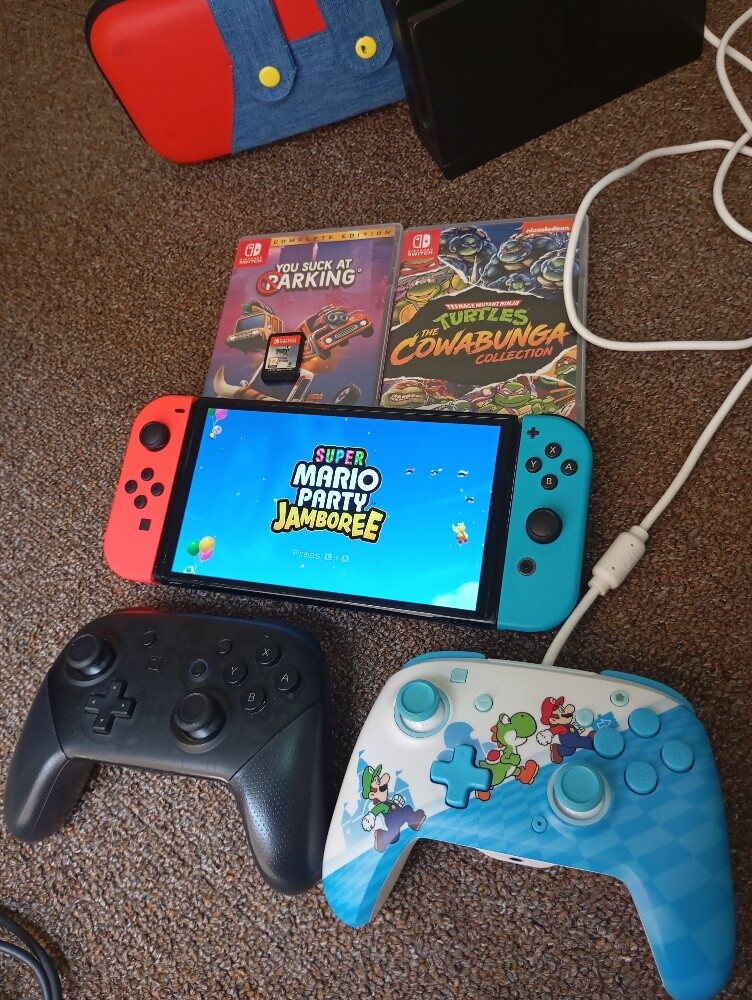 Nintendo switch oled - 11