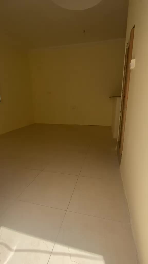 Studio Apartment in family area - 10