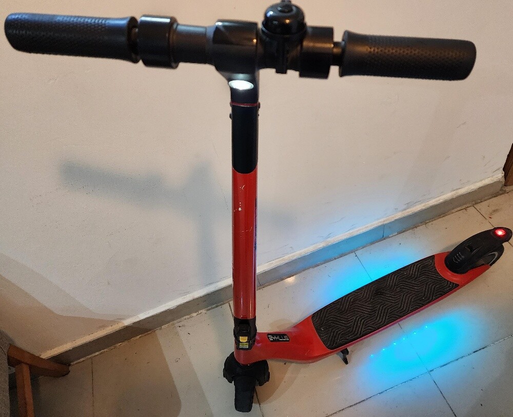Zyklus electric scooter (Red/Black) - 6