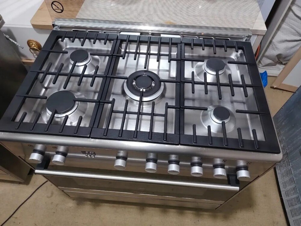 SIEMENS Made in Italy Stove sale - 2