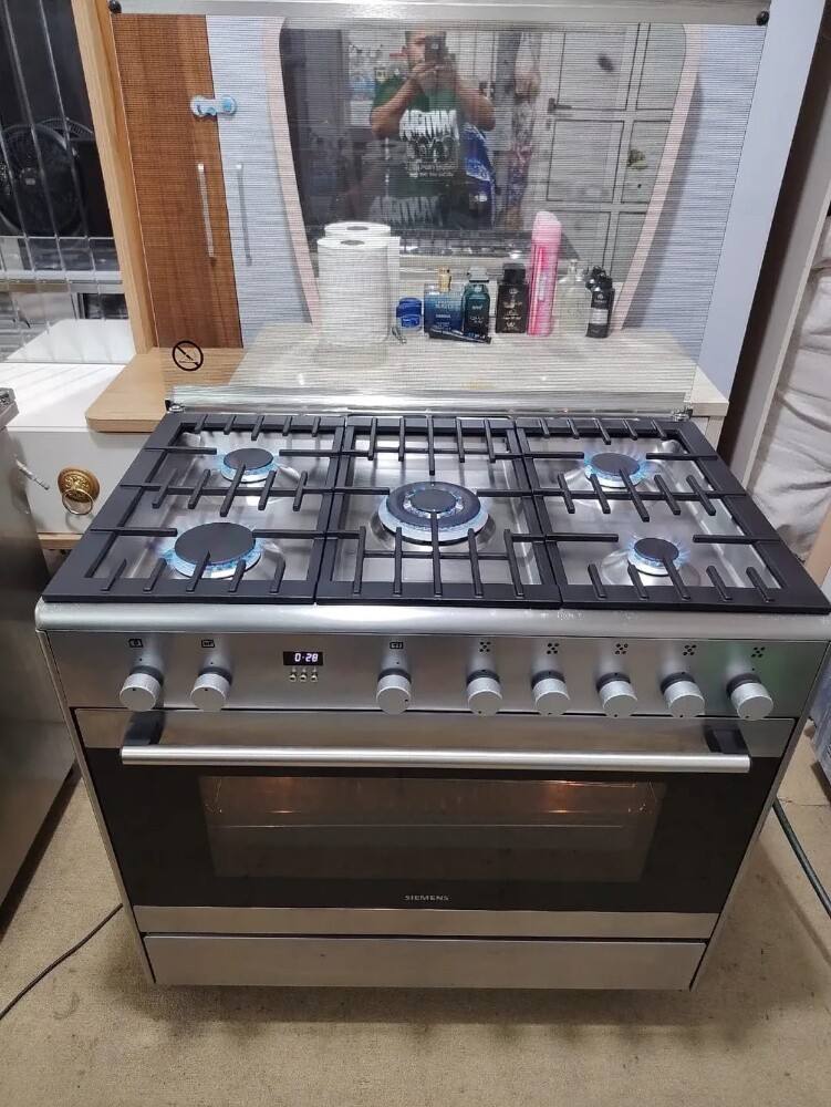 SIEMENS Made in Italy Stove sale - 5