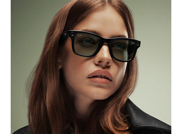 English Name  Ray-Ban Meta Wayfarer - 7