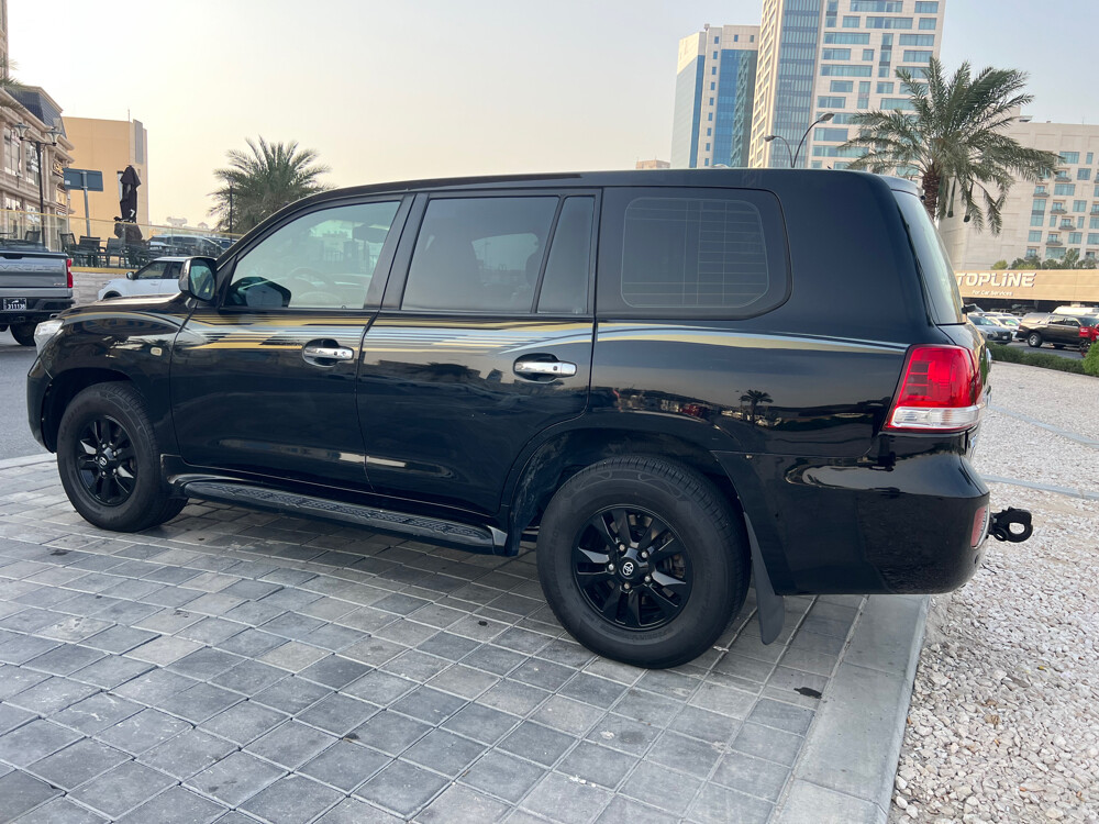 Toyota Land Cruiser VXR 2010 V8 4.7 - 7