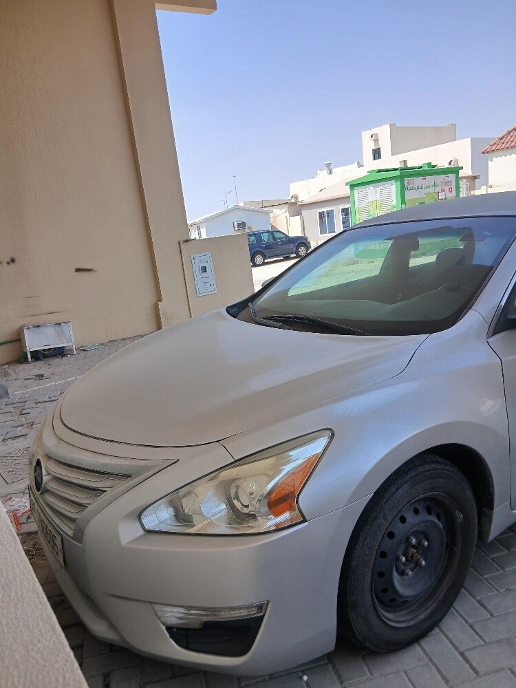Nissan altima - 4