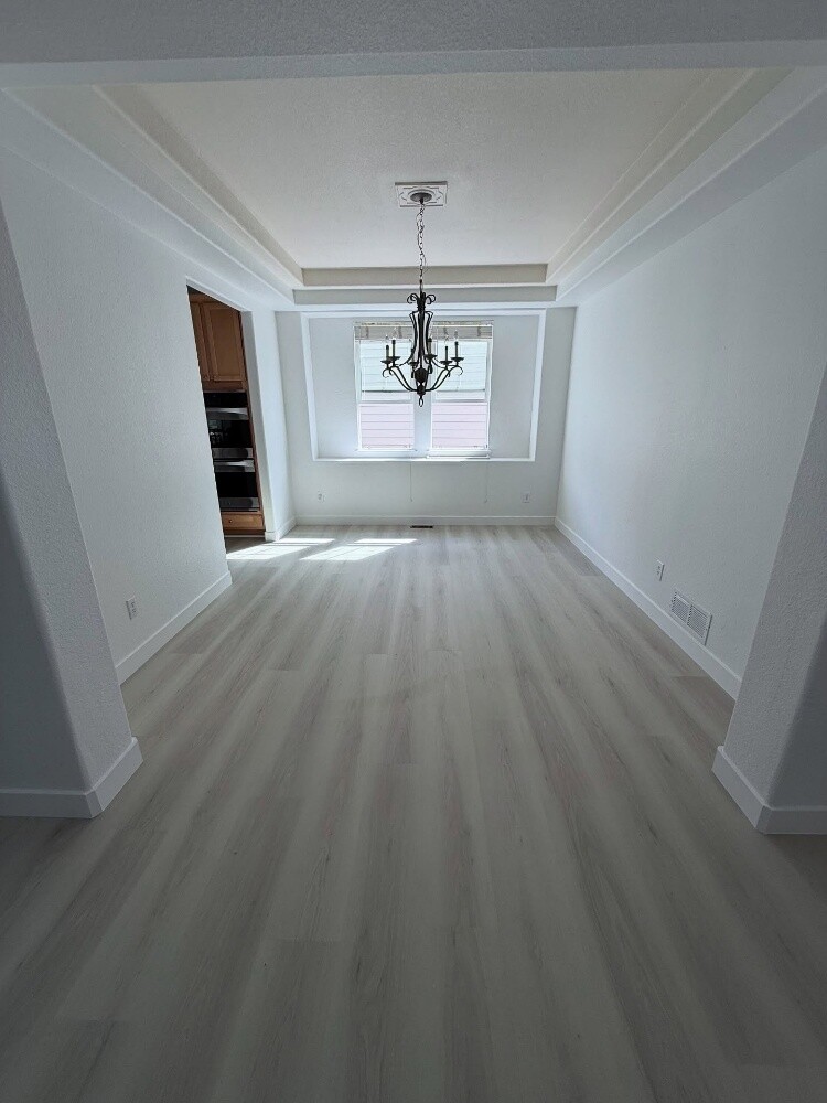 Vnyl flooring - 19