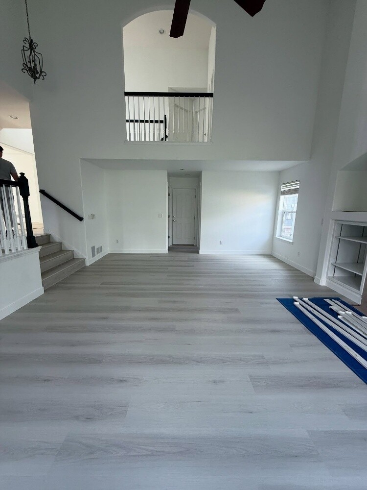 Vnyl flooring - 12