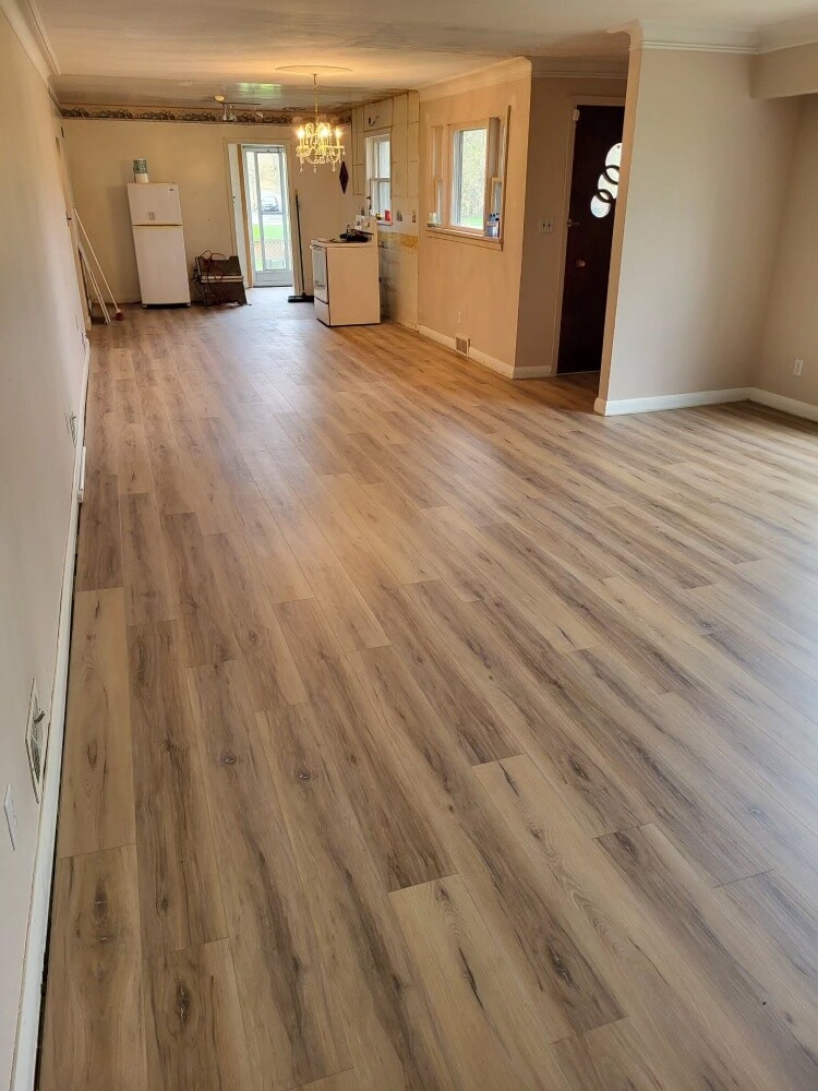 Vnyl flooring - 3