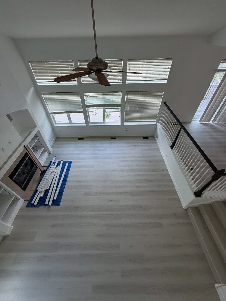 Vnyl flooring - 17
