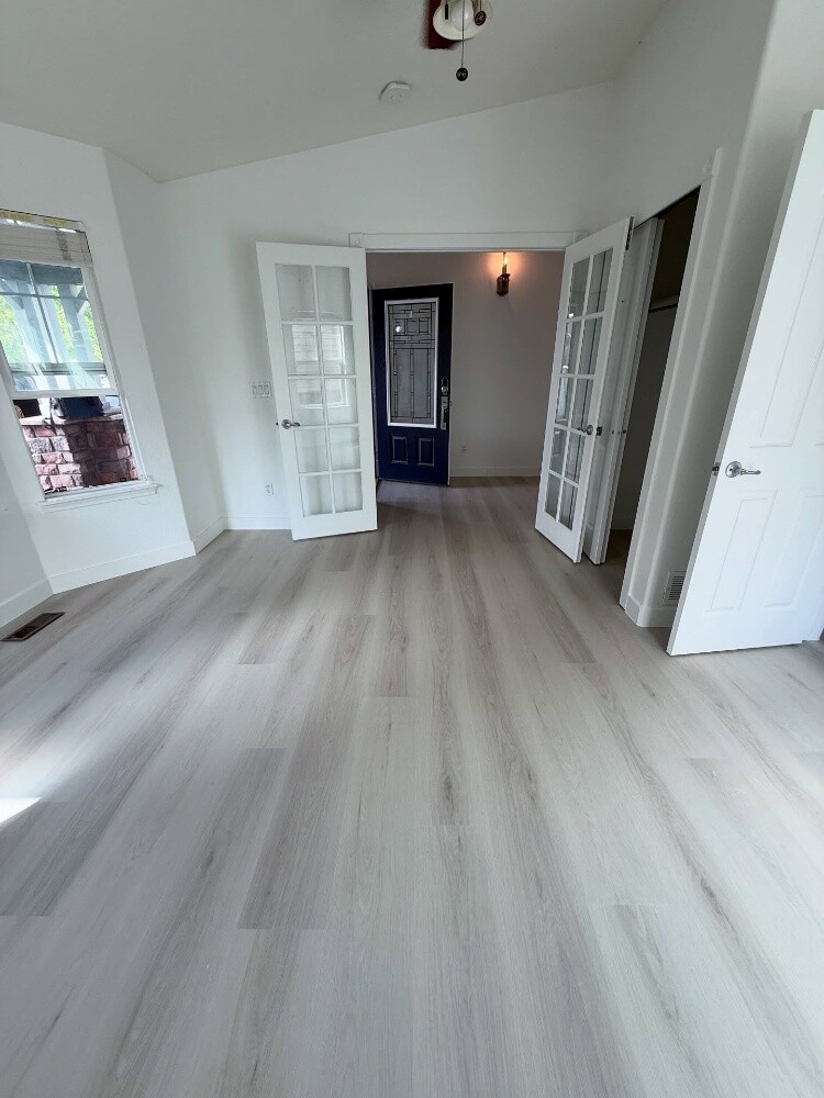 Vnyl flooring - 15