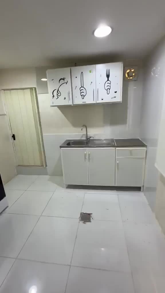 Furnished Outhouse with bills - 9