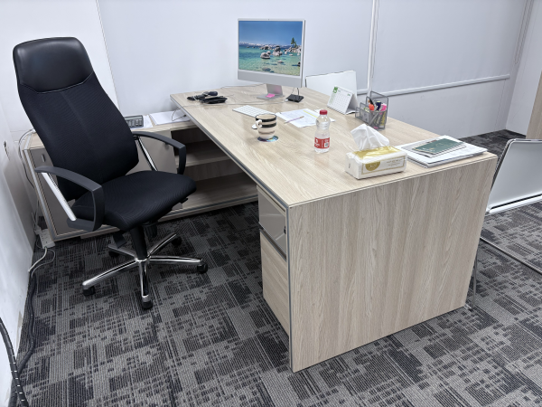Desk with Return - 1