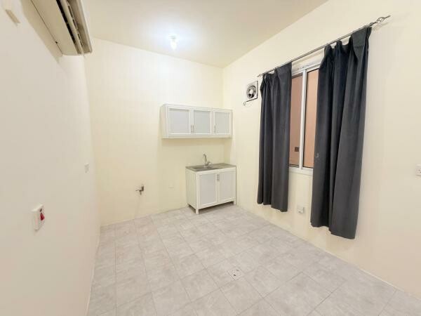 Spacious 1BHK type studio outhouse - 2
