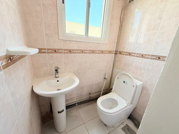 FF 1-Bhk near METRO STATION - 10