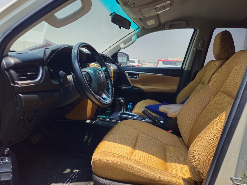 2022 Toyota Fortuner 4.0 - 7