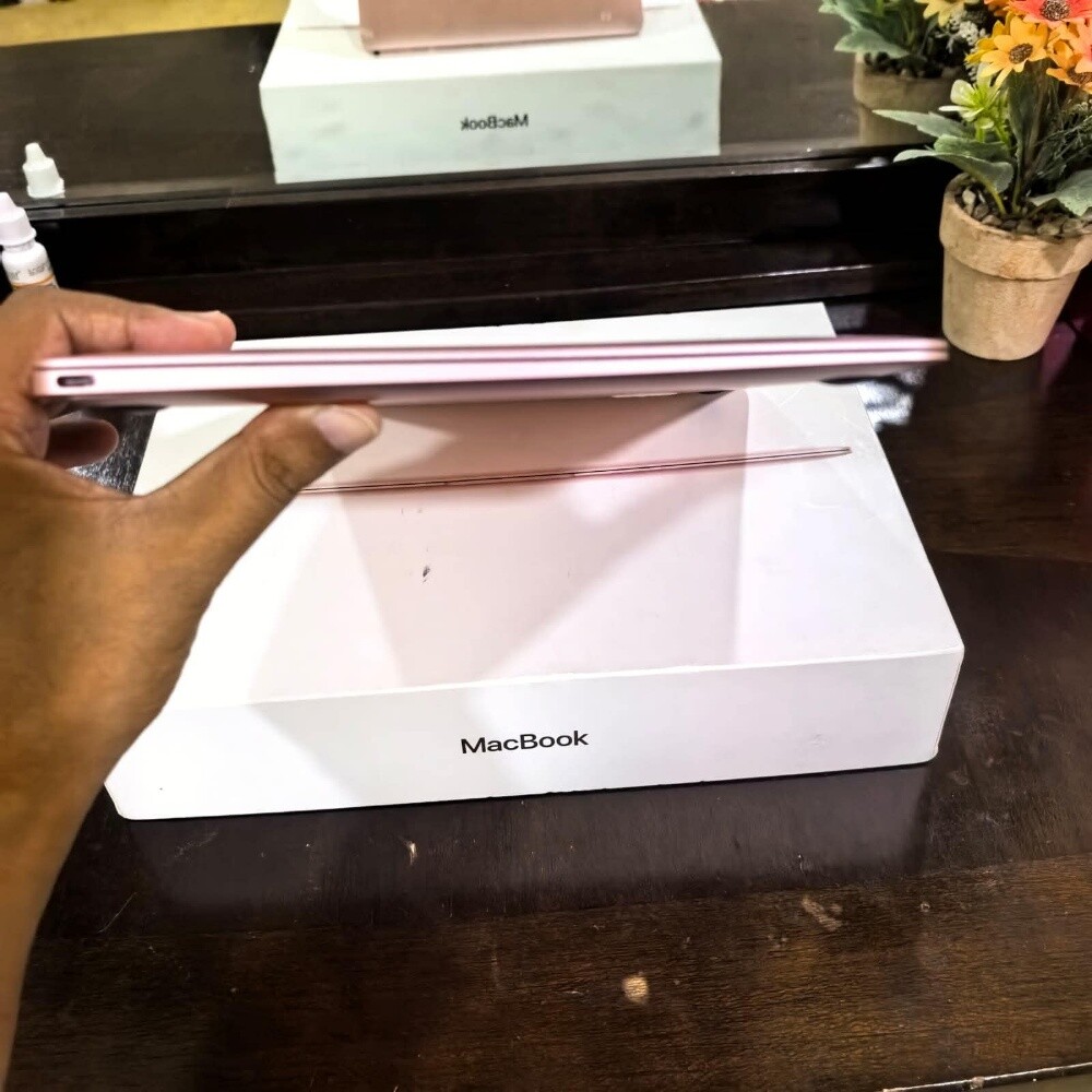 MacBook - 7