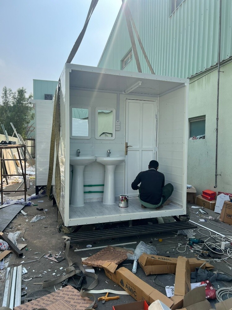 cabin toilet - 1