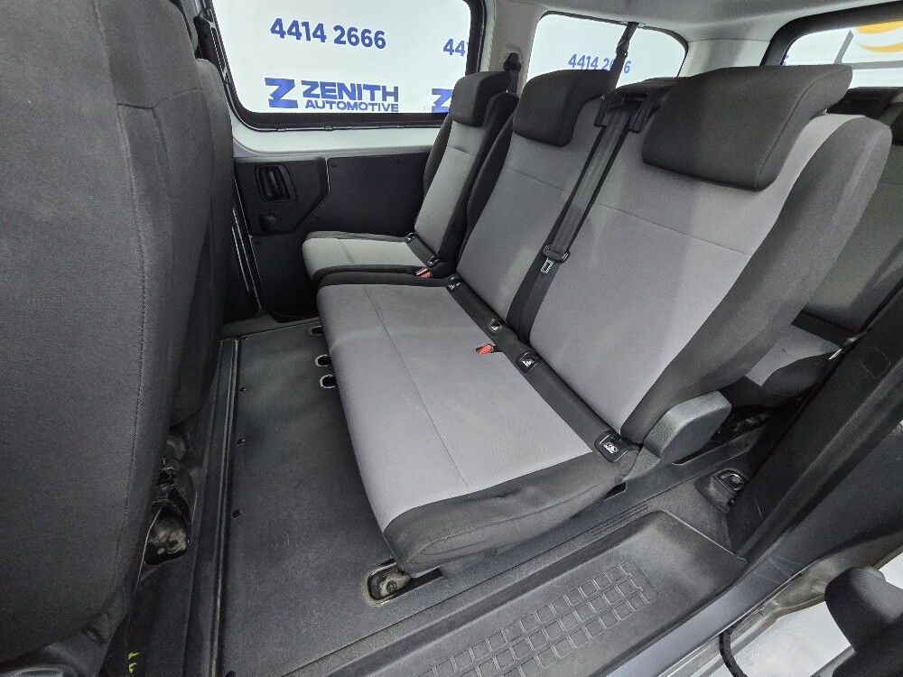 pegot expert 2021 pasenger 9 seater - 9