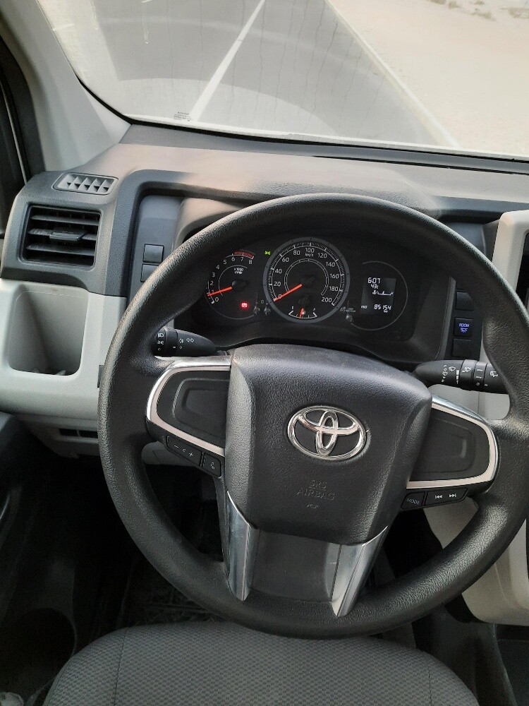 TOYOTA hiace 2023 Manuel - 9