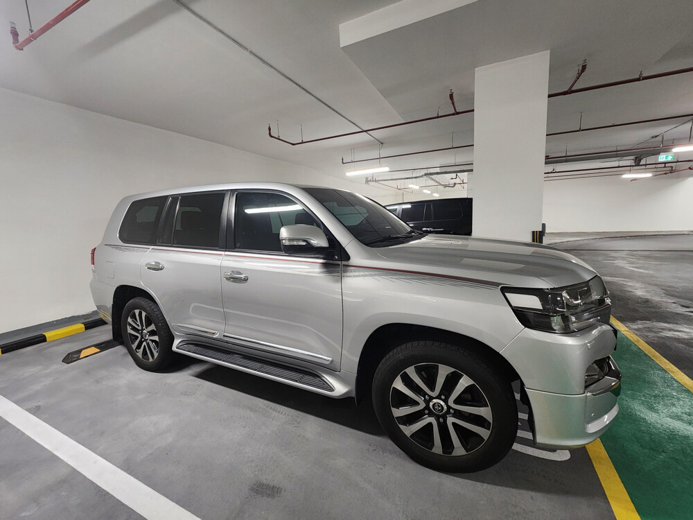 Land Cruiser GXR grand turning  - 6