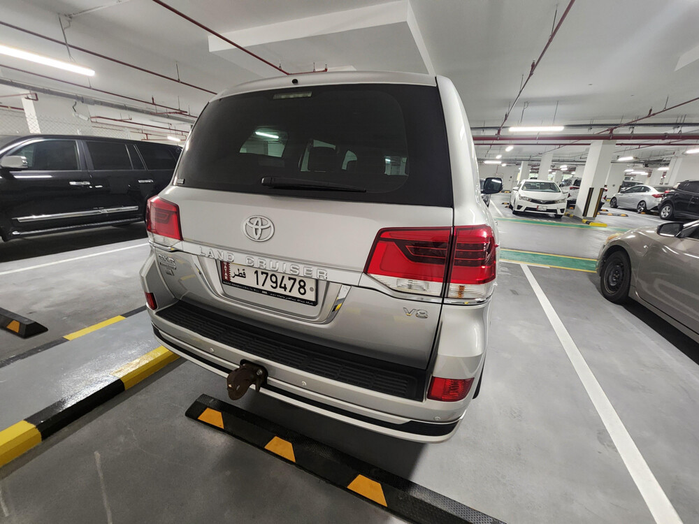 Land Cruiser GXR grand turning  - 5