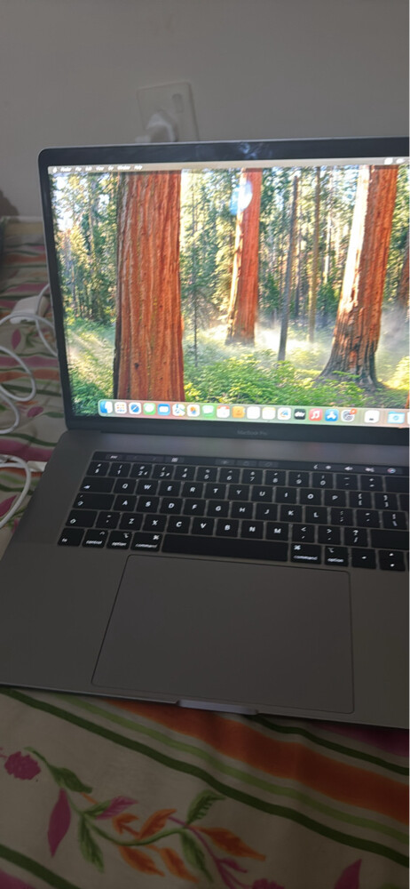 MacBook Pro16 inch i7  - 2