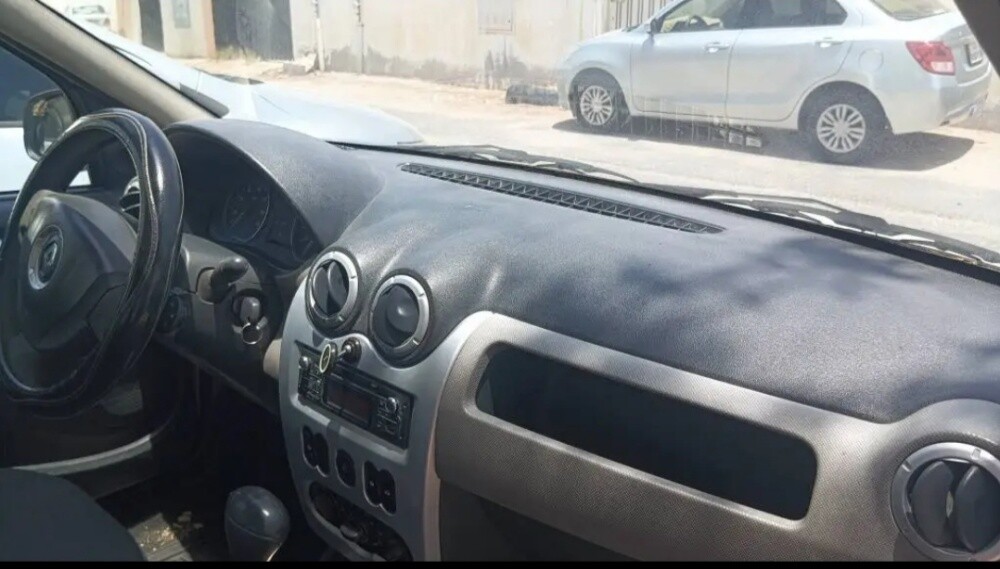 Renault logan 2013 model - 3