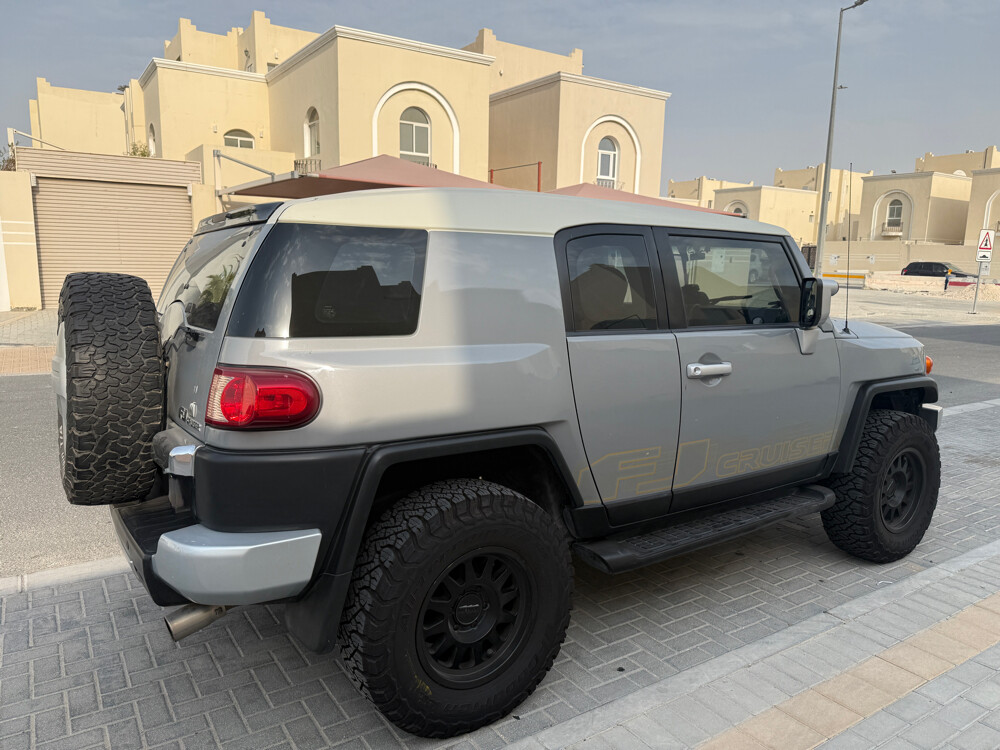 بيع تويوتا إف جي - 5