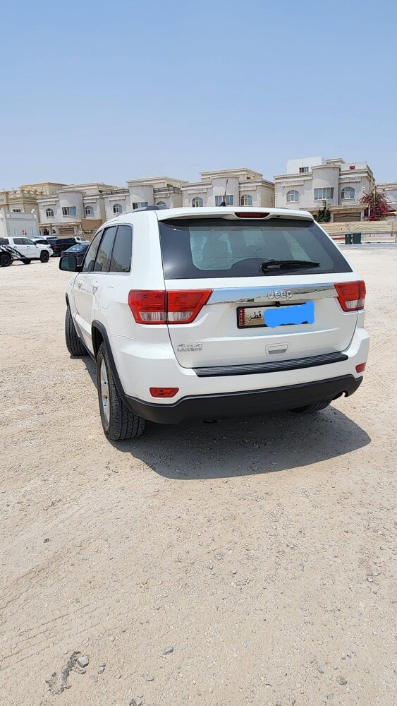 jeep grand cherokke laredo 4x4 - 2
