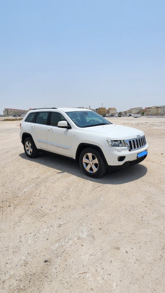 jeep grand cherokke laredo 4x4 - 4