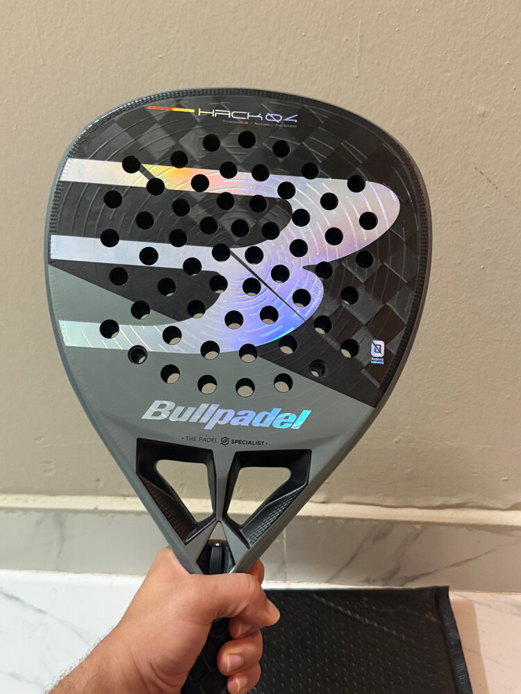 Bullpadel Hack 04 Hybrid - 1