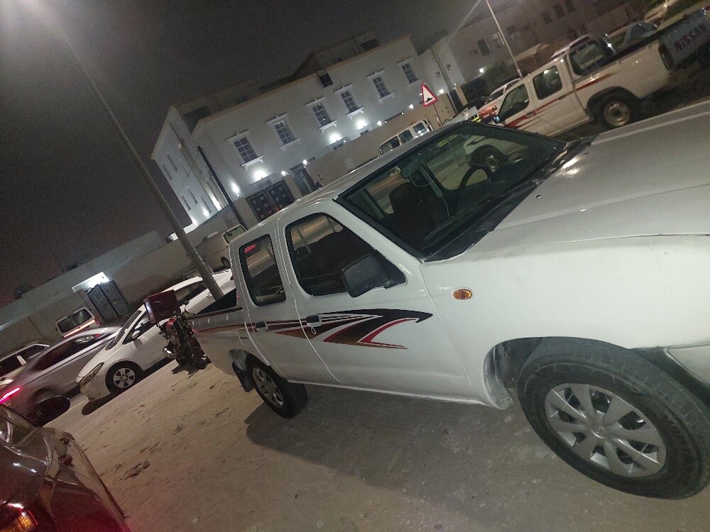 Car for sale Nissan pickup - 3