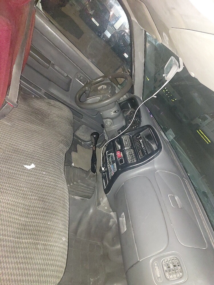 Car for sale Nissan pickup - 6
